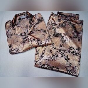 Premier Leopard Print Sleepwear